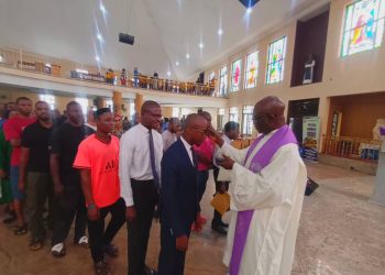 Holy Rosary parishioners Mark 2026 Ash Wednesday in solemnity